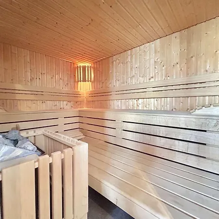 Chalet Indépendant Avec Spa, Sauna Et Cheminée à - 10 Pers - Fr-1-595-102 Notre-Dame-de-Bellecombe